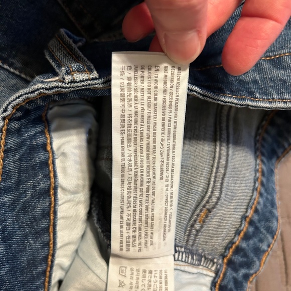 Abercrombie & Fitch | Skinny High Rise Curve Love Jeans-Size 30/10R - Picture 7 of 8